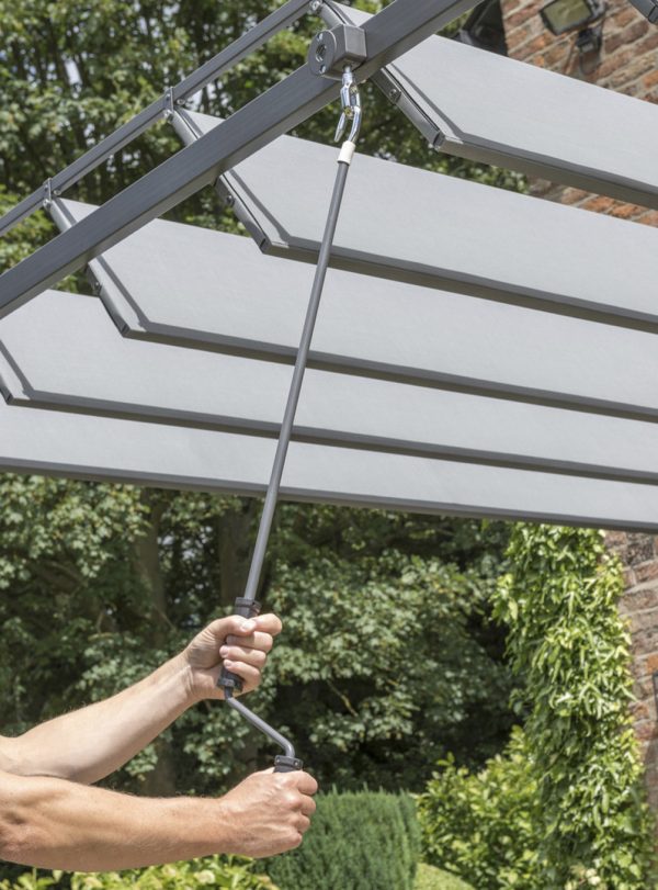 Classic Tilt Leaf Aluminium Pergola - Image 6
